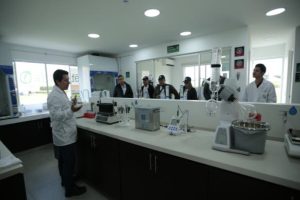 Cafeteros colombianos cuentan con su primer laboratorio de agroquímicos y ocratoxinas