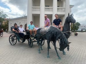 Exportadores de ciruelas deshidratadas visitan países bálticos
