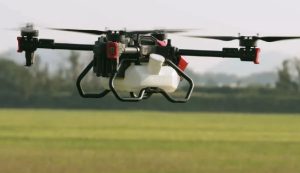 En Colombia lanzan campaña para que 8.000 agricultores latinoamericanos usen drones para aplicar pesticidas