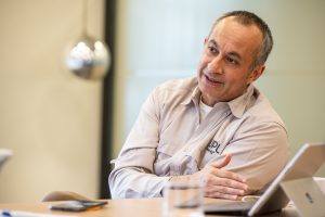 “La tecnología puede resolver la mayoría de los problemas de la agricultura y del mundo”