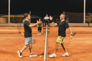 Empresas líderes del norte se dieron cita para competir en torneo de tenis