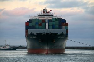 Se encarece logística: navieras anuncian recargo de hasta US$1.000 a carga movilizada desde Sudamérica