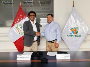 ProHass y Agromercado suscriben convenio para integrar a pequeños productores a la cadena exportadora