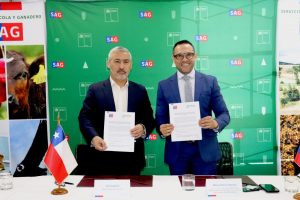 Chile y Ecuador suscribieron acuerdo para facilitar el intercambio bilateral de frutas frescas