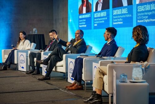 Los desafíos para acelerar la adopción de la electromovilidad en Chile y Latinoamérica