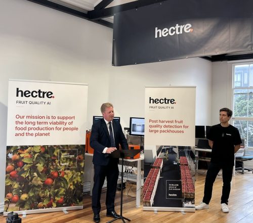 La empresa agtech Hectre inaugura un laboratorio en Nueva Zelanda para desarrollar tecnología hiperespectral pionera
